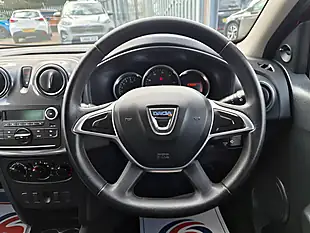 Used 2018 Dacia Sandero Stepway Ambiance Red - Interior and Exterior details 10