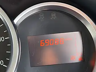 Used 2018 Dacia Sandero Stepway Ambiance Red - Interior and Exterior details 11