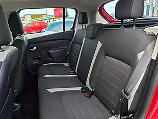 Used 2018 Dacia Sandero Stepway Ambiance Red - Interior and Exterior details 15