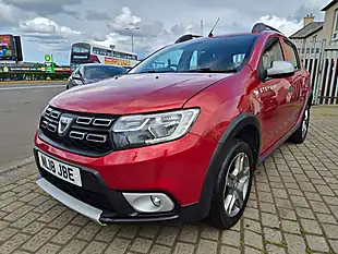 Used 2018 Dacia Sandero Stepway Ambiance Red - Interior and Exterior details 3