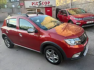 Used 2018 Dacia Sandero Stepway Ambiance Red - Interior and Exterior details 12