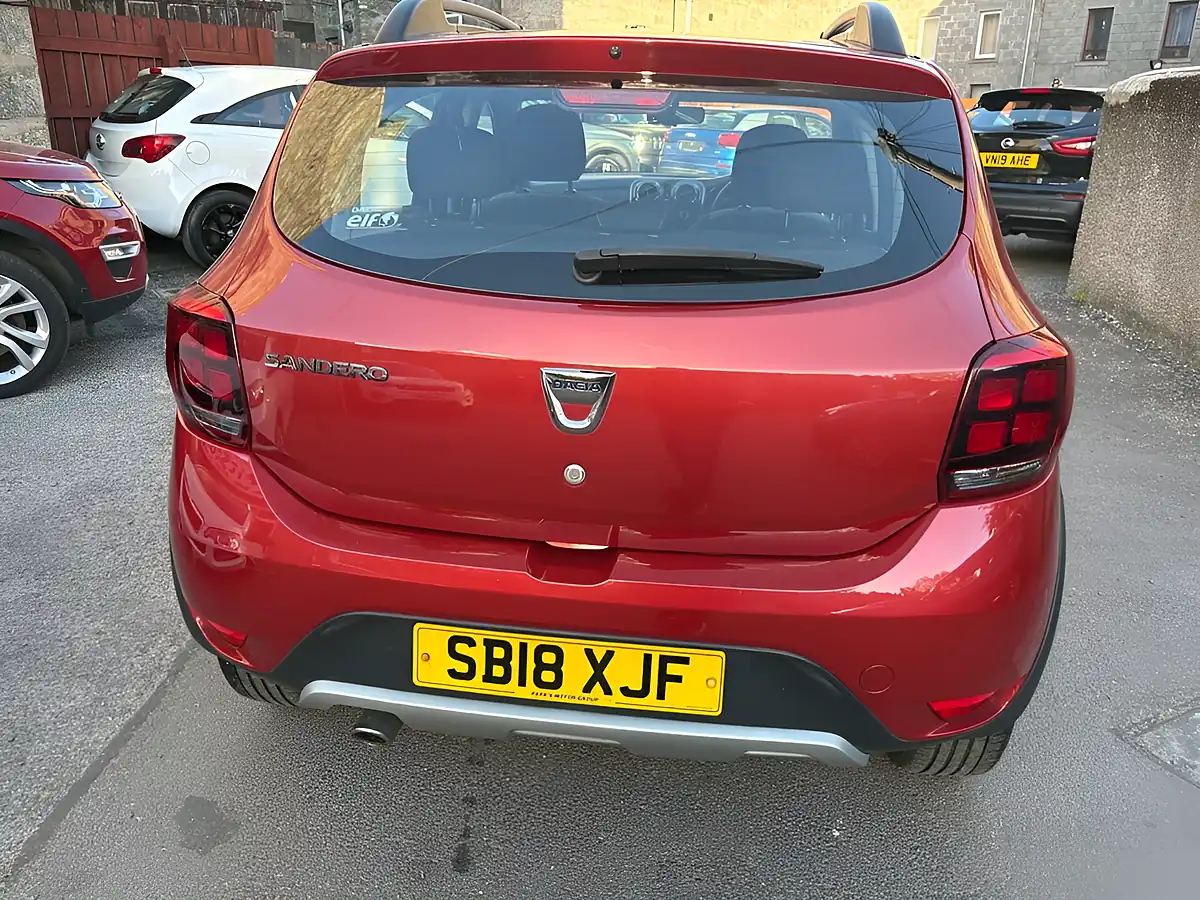 Used 2018 Dacia Sandero Stepway Ambiance Red - Interior and Exterior details 13