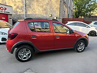 Used 2018 Dacia Sandero Stepway Ambiance Red - Interior and Exterior details 4
