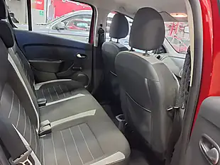 Used 2018 Dacia Sandero Stepway Ambiance Red - Interior and Exterior details 9