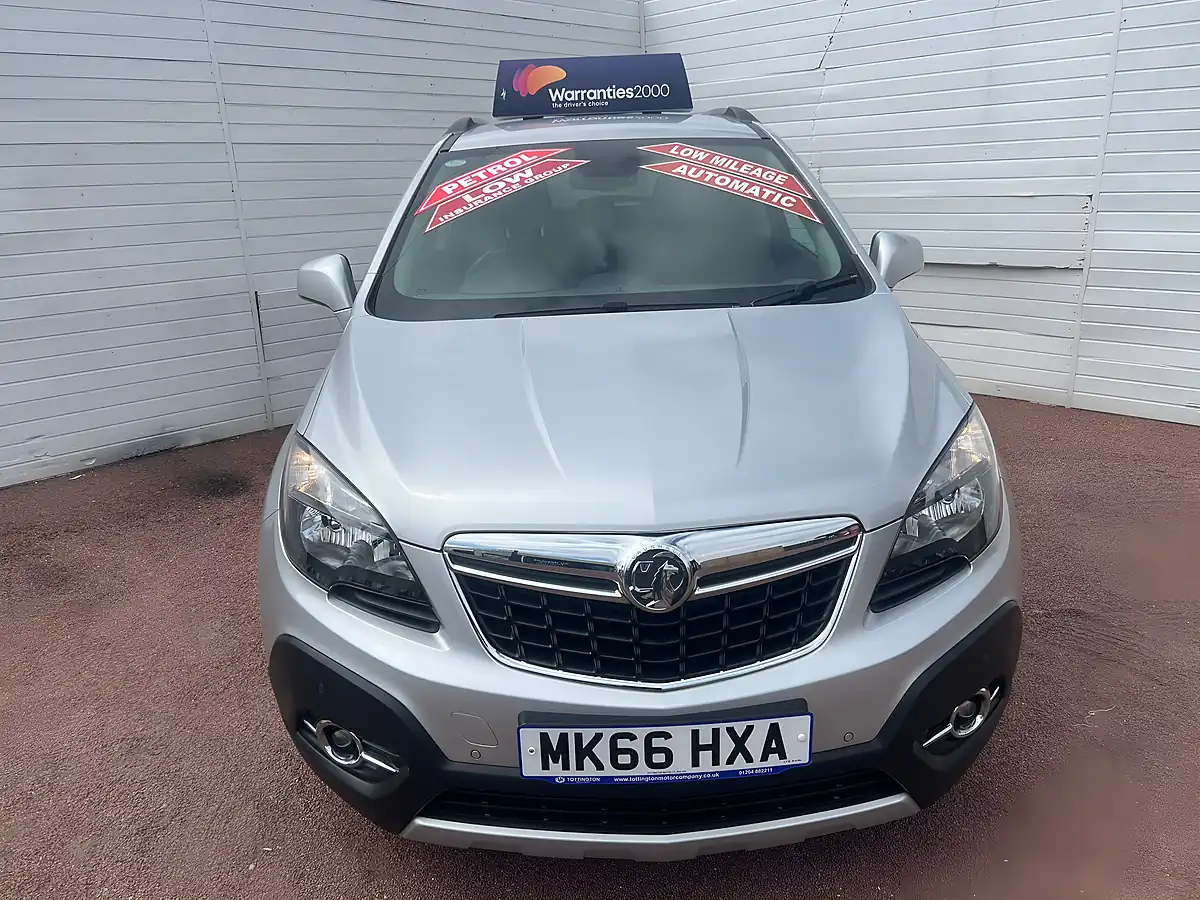 Used 2018 Dacia Sandero Stepway Comfort Blue - Interior and Exterior details 4