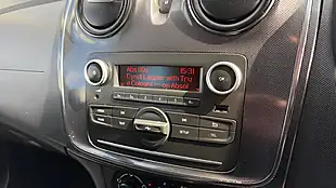 Used 2018 Dacia Sandero Stepway Essential Blue - Interior and Exterior details 10