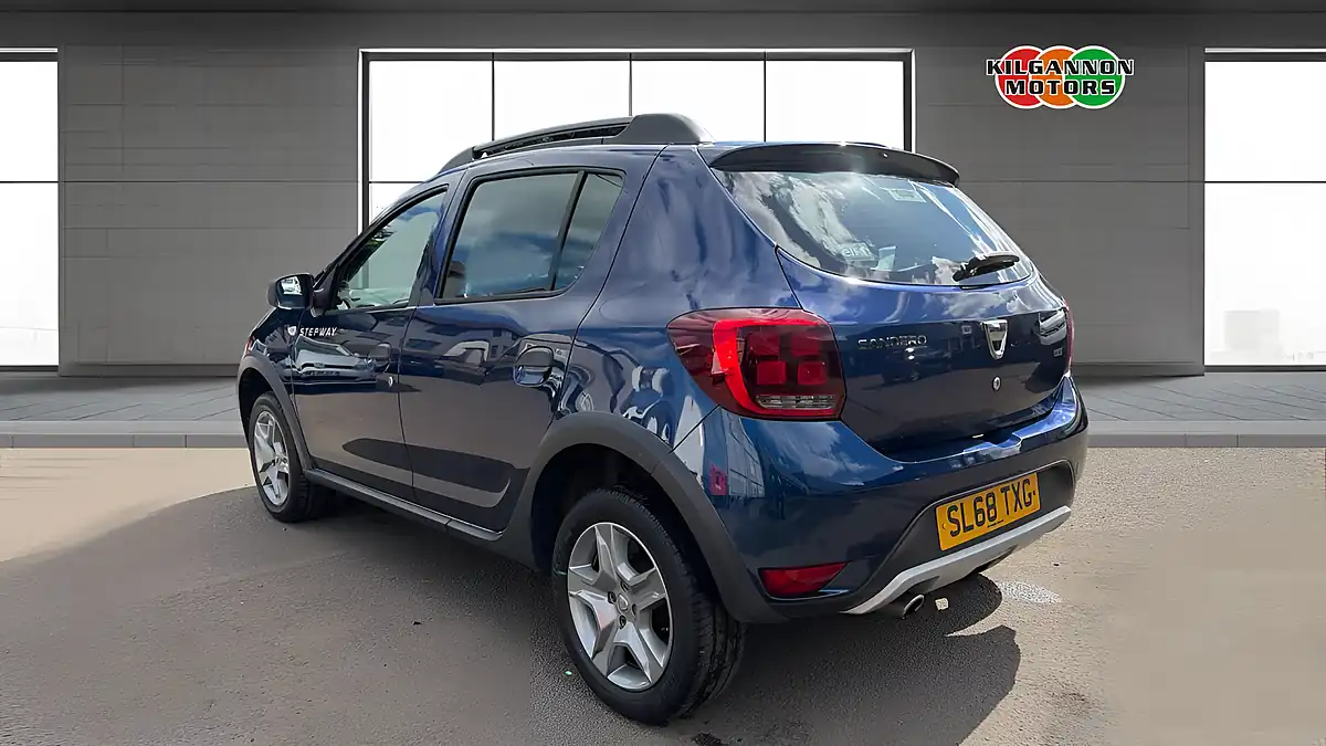 Used 2018 Dacia Sandero Stepway Essential Blue - Interior and Exterior details 2