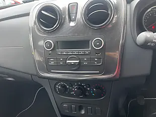 Used 2018 Dacia Sandero Stepway Essential Grey - Interior and Exterior details 6