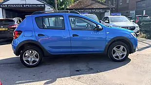 Used 2018 Dacia Sandero Stepway Laureate Azurite Blue - Interior and Exterior details 2