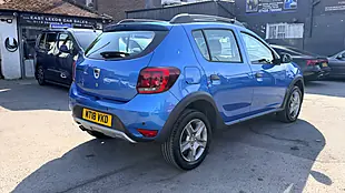 Used 2018 Dacia Sandero Stepway Laureate Azurite Blue - Interior and Exterior details 3
