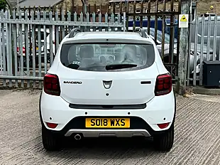 Used 2018 Dacia Sandero Stepway Laureate White - Interior and Exterior details 11