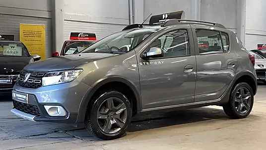 2018 Dacia Sandero Stepway SE Summit dCi 90