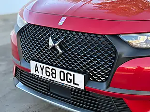 Used 2018 DS 7 Crossback Performance Line Blue Absolute Red - Interior and Exterior details 14
