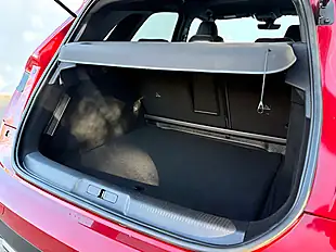 Used 2018 DS 7 Crossback Performance Line Blue Absolute Red - Interior and Exterior details 16