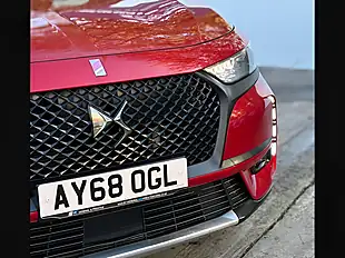 Used 2018 DS 7 Crossback Performance Line Blue Absolute Red - Interior and Exterior details 2