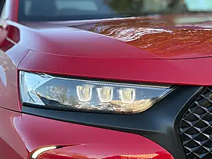 Used 2018 DS 7 Crossback Performance Line Blue Absolute Red - Interior and Exterior details 3