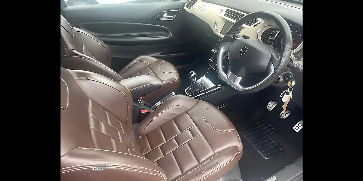 Used 2018 DS Automobiles DS 3 Cafe Racer Grey - Interior and Exterior details 15