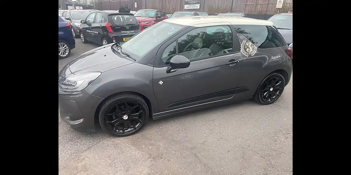 Used 2018 DS Automobiles DS 3 Cafe Racer Grey - Interior and Exterior details 7
