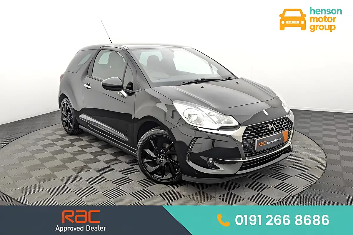 Used 2018 DS Automobiles DS 3 Connected Chic Black - Front View