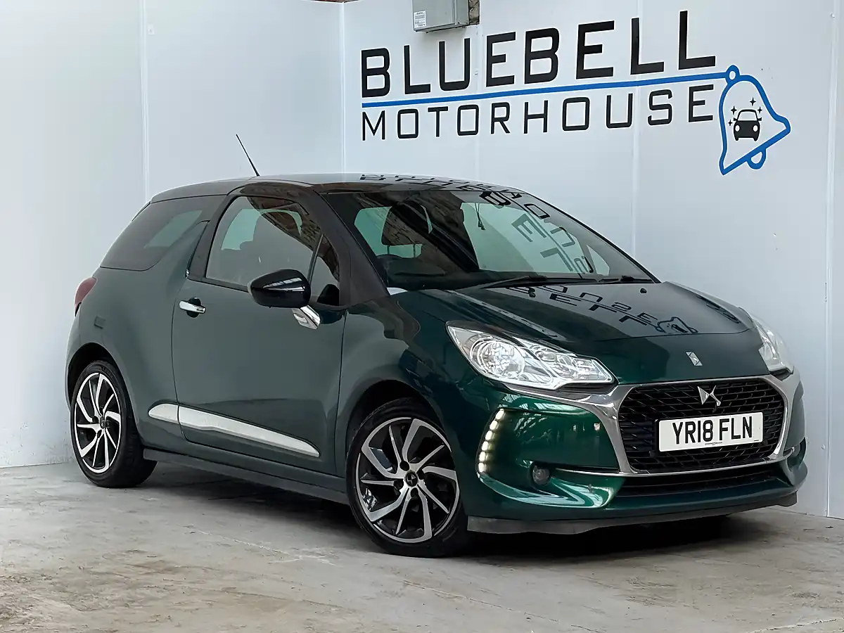 Used 2018 DS Automobiles DS 3 Connected Chic Sapphire Green - Front View