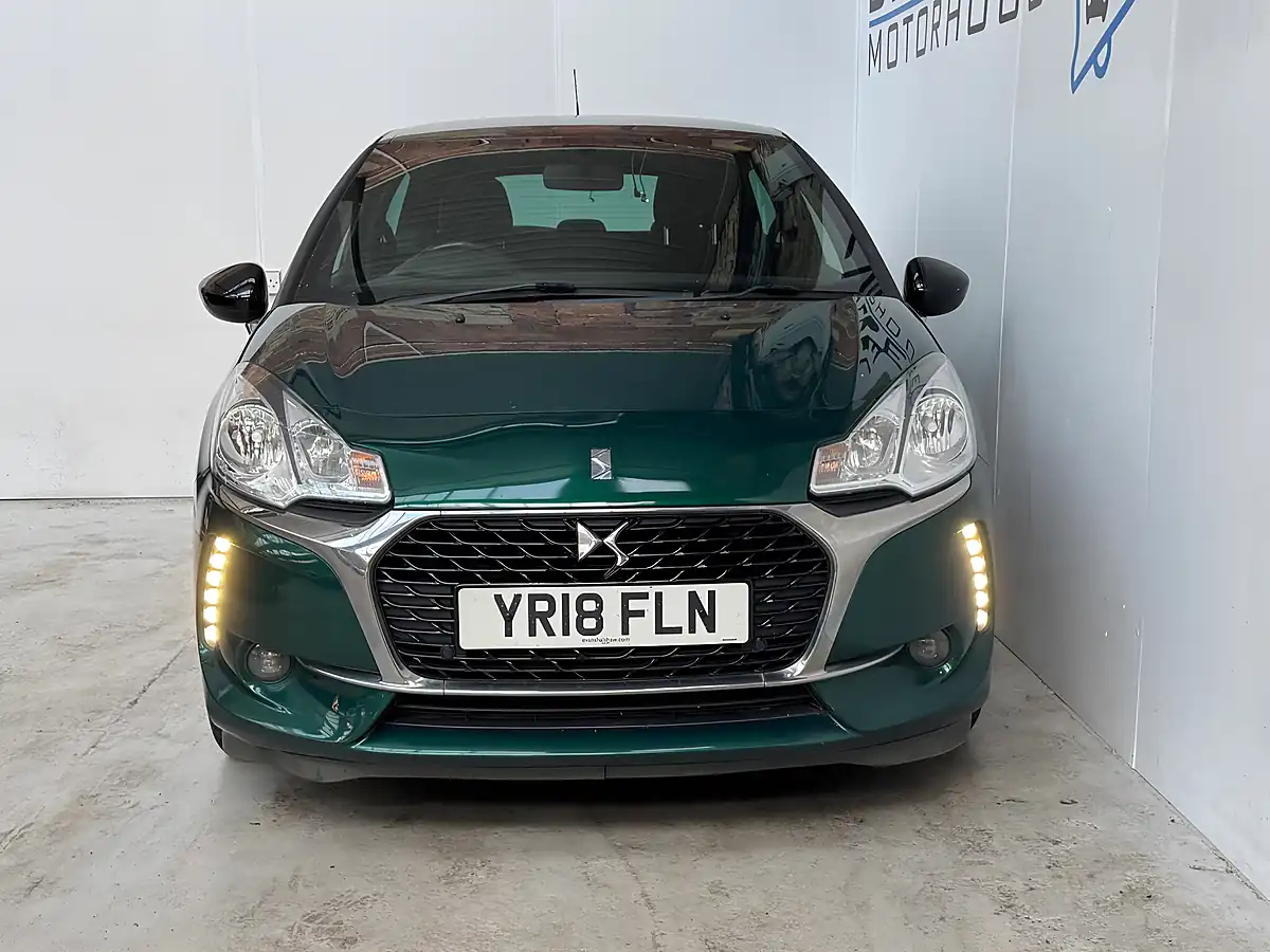 Used 2018 DS Automobiles DS 3 Connected Chic Sapphire Green - Interior and Exterior details 2