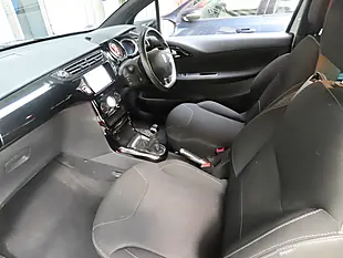 Used 2018 DS Automobiles DS 3 Connected Chic White - Interior and Exterior details 10