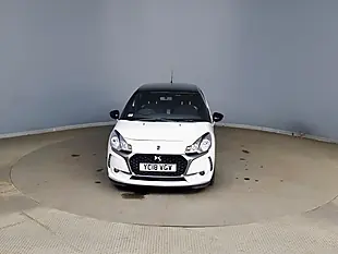 Used 2018 DS Automobiles DS 3 Connected Chic White - Interior and Exterior details 2