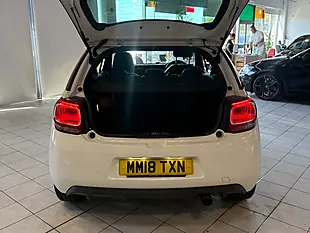 Used 2018 DS Automobiles DS 3 Connected Chic White - Interior and Exterior details 8