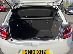 Used 2018 DS Automobiles DS 3 Connected Chic White - Interior and Exterior details 14