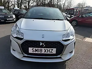 Used 2018 DS Automobiles DS 3 Connected Chic White - Interior and Exterior details 2