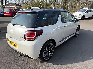 Used 2018 DS Automobiles DS 3 Connected Chic White - Interior and Exterior details 7