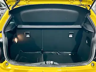 Used 2018 DS Automobiles DS 3 Connected Chic Yellow - Interior and Exterior details 7