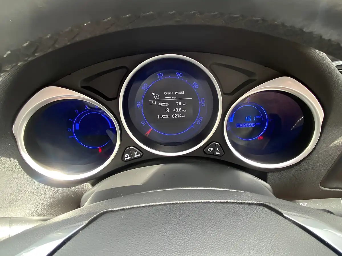 Used 2018 DS Automobiles DS 4 Elegance Grey - Interior and Exterior details 17