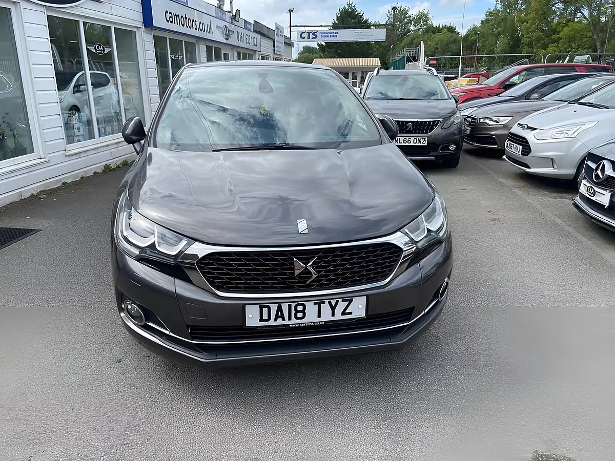 Used 2018 DS Automobiles DS 4 Elegance Grey - Interior and Exterior details 2