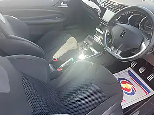 Used 2018 DS DS 3 Prestige Black - Interior and Exterior details 12