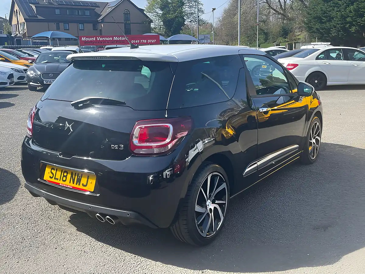 Used 2018 DS DS 3 Prestige Black - Interior and Exterior details 8