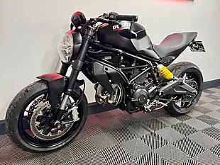 Used 2018 Ducati Monster 797 Plus Black - Interior and Exterior details 7