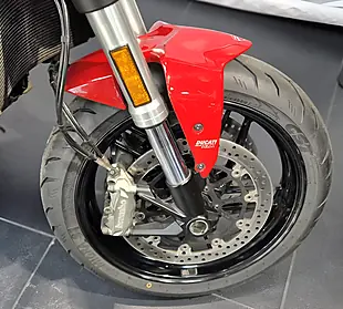 Used 2018 Ducati Monster 821 Ducati Red - Interior and Exterior details 16