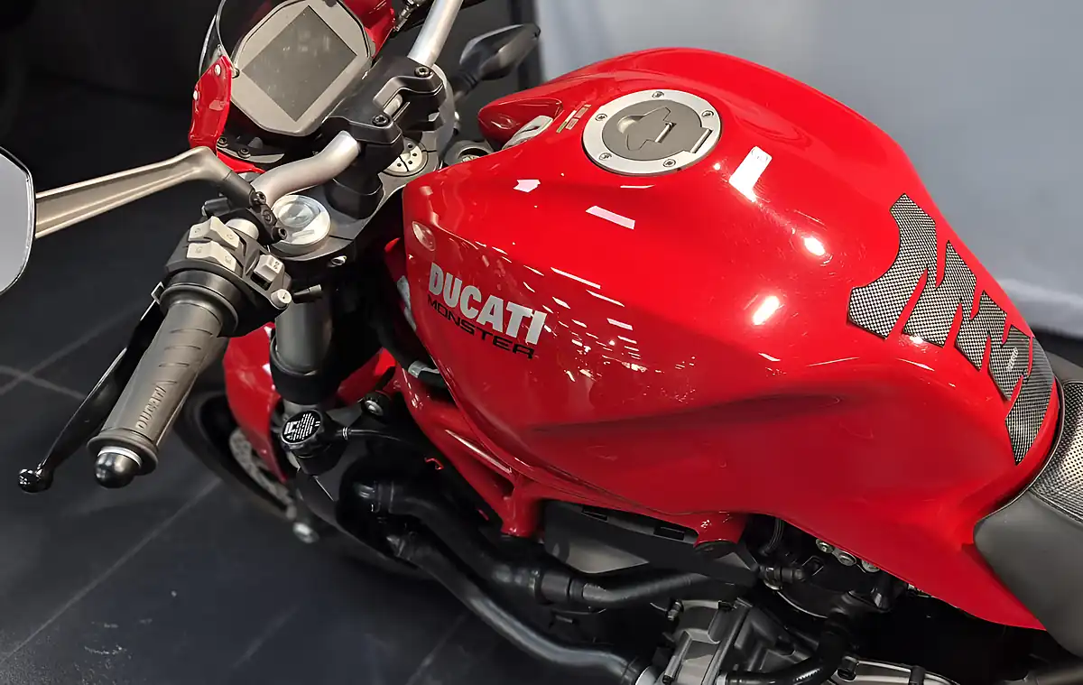Used 2018 Ducati Monster 821 Ducati Red - Interior and Exterior details 6