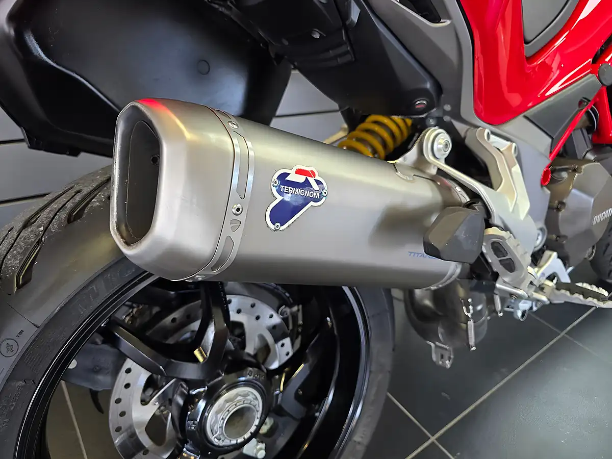 Used 2018 Ducati Multistrada 1200 S Red - Interior and Exterior details 8