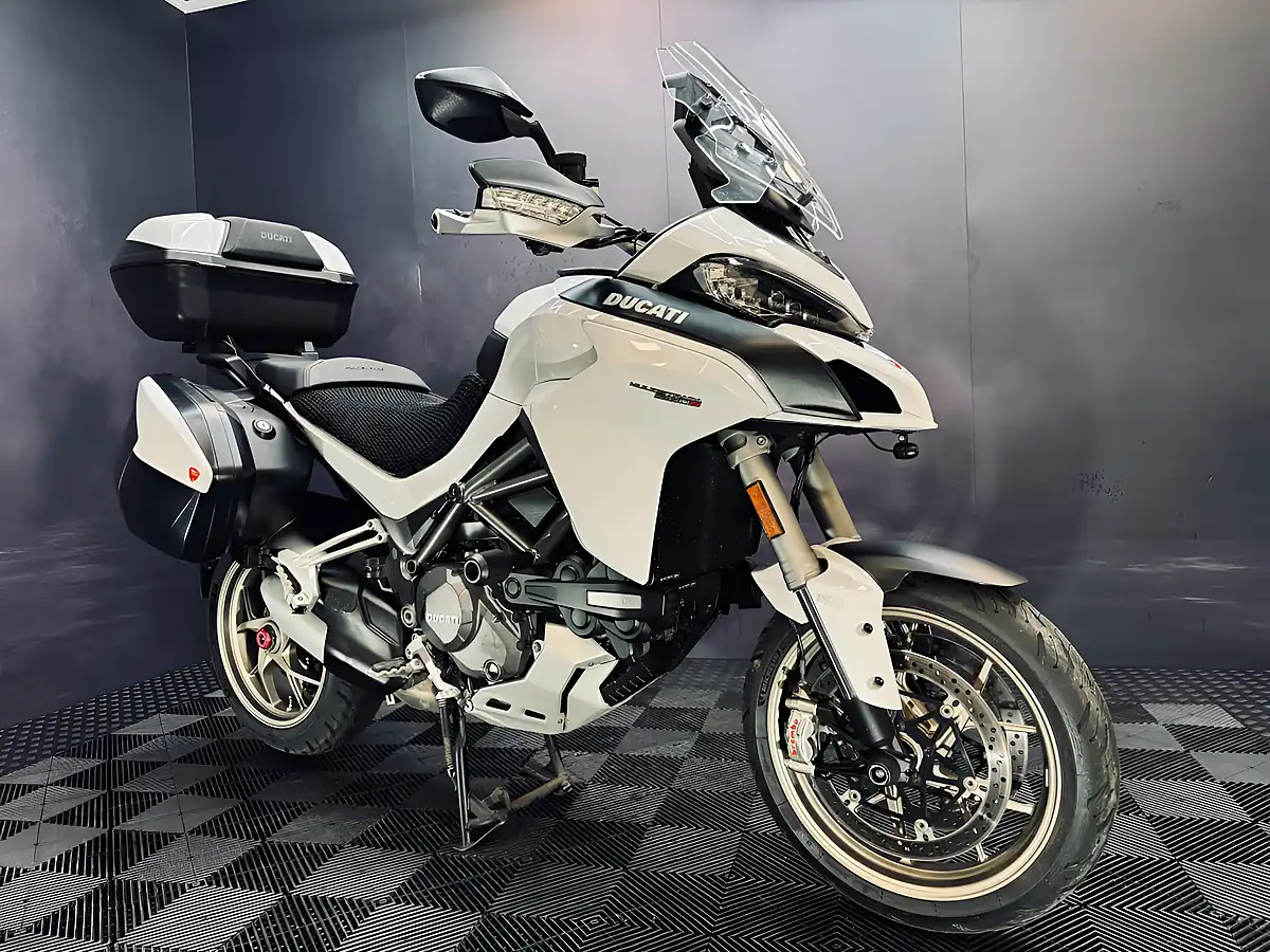 Used 2018 Ducati Multistrada 1260 S White - Interior and Exterior details 19