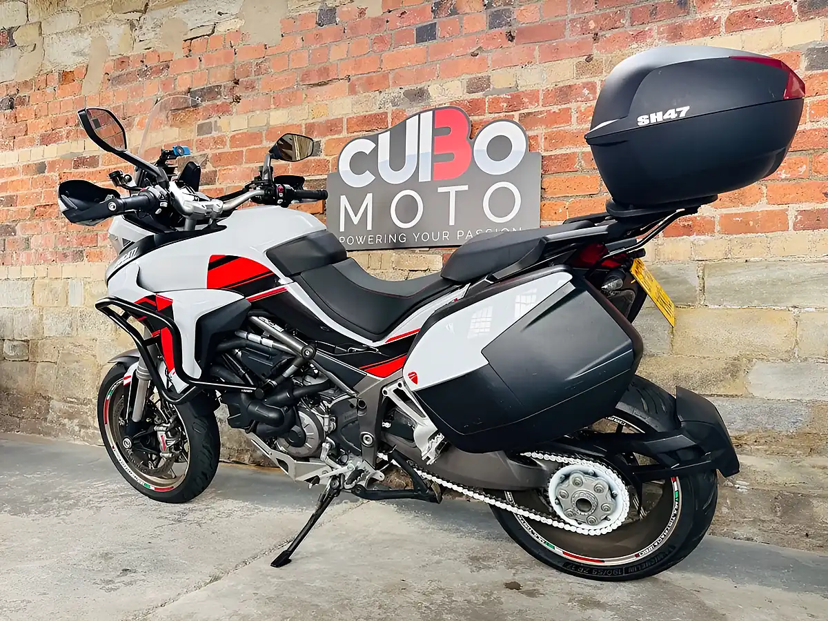 Used 2018 Ducati Multistrada 1260 S White - Interior and Exterior details 13