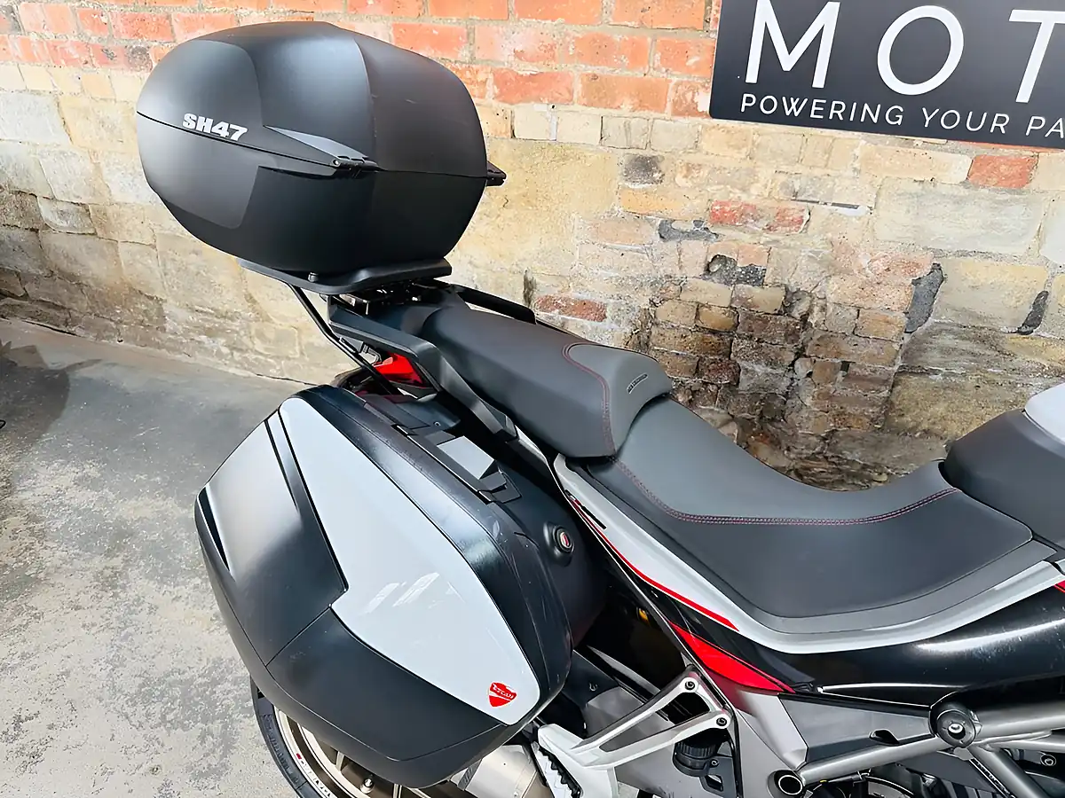 Used 2018 Ducati Multistrada 1260 S White - Interior and Exterior details 9