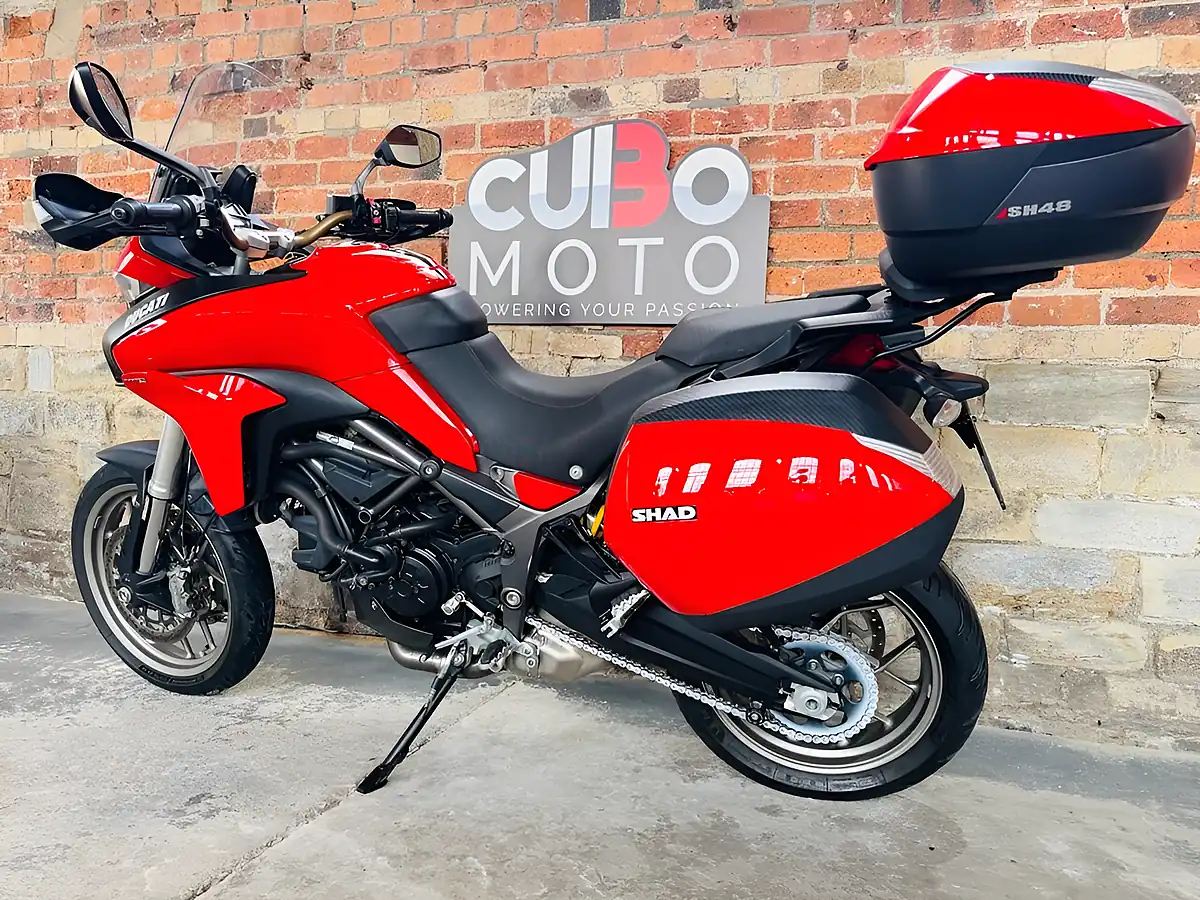 Used 2018 Ducati Multistrada 950 Red - Interior and Exterior details 13