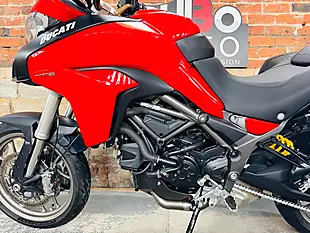 Used 2018 Ducati Multistrada 950 Red - Interior and Exterior details 16