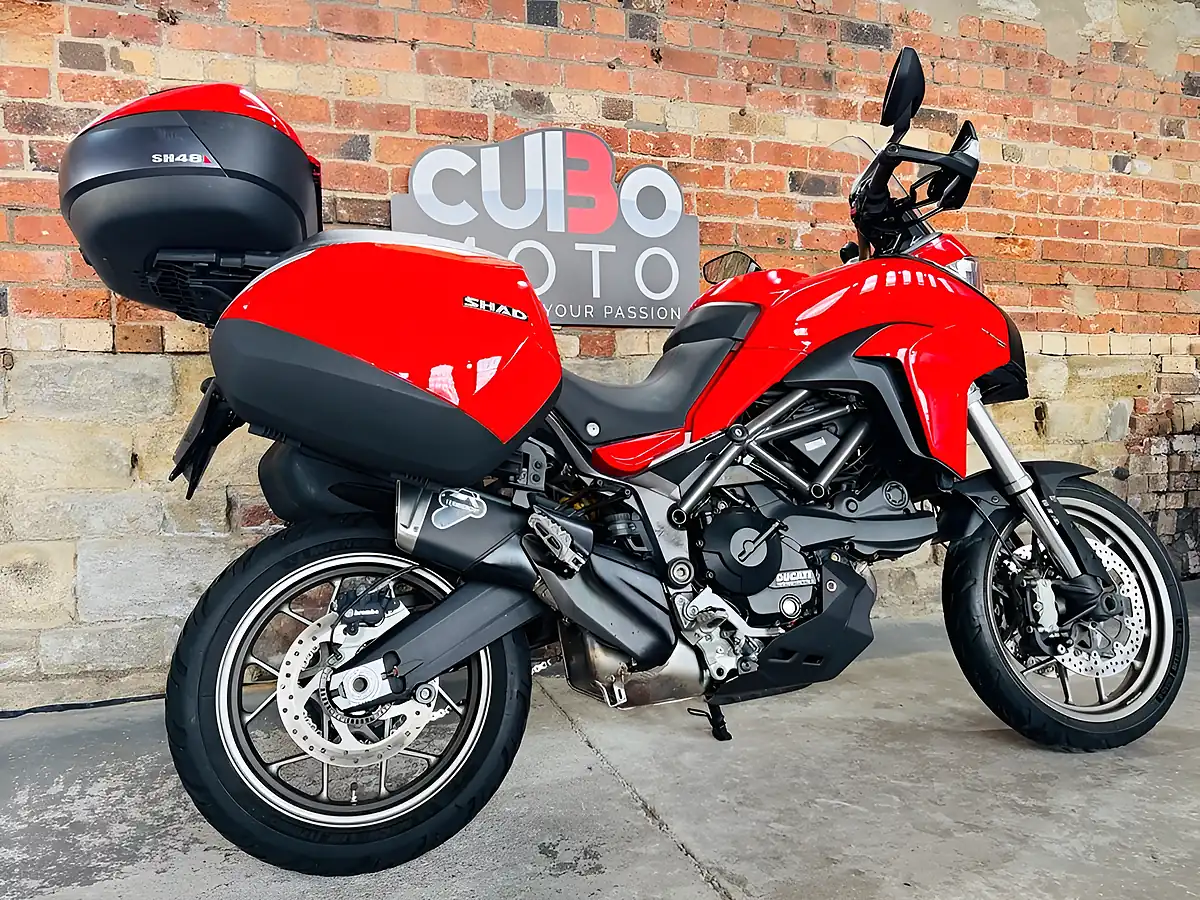 Used 2018 Ducati Multistrada 950 Red - Interior and Exterior details 4