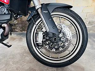 Used 2018 Ducati Multistrada 950 Red - Interior and Exterior details 5