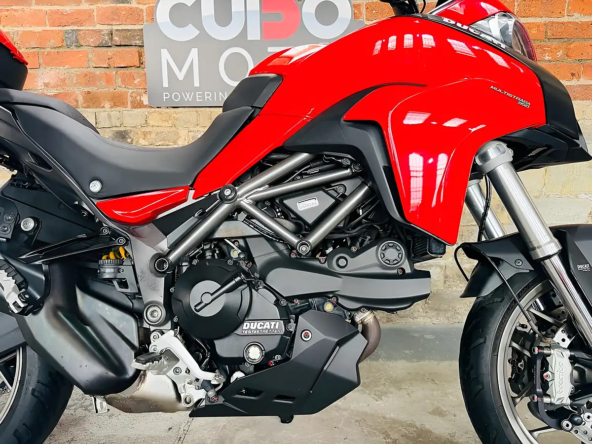 Used 2018 Ducati Multistrada 950 Red - Interior and Exterior details 7