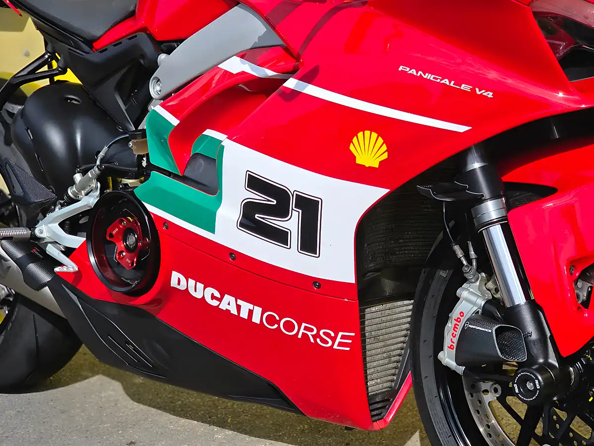 Used 2018 Ducati Panigale V4 Troy Bayliss Replica Red - Interior and Exterior details 11