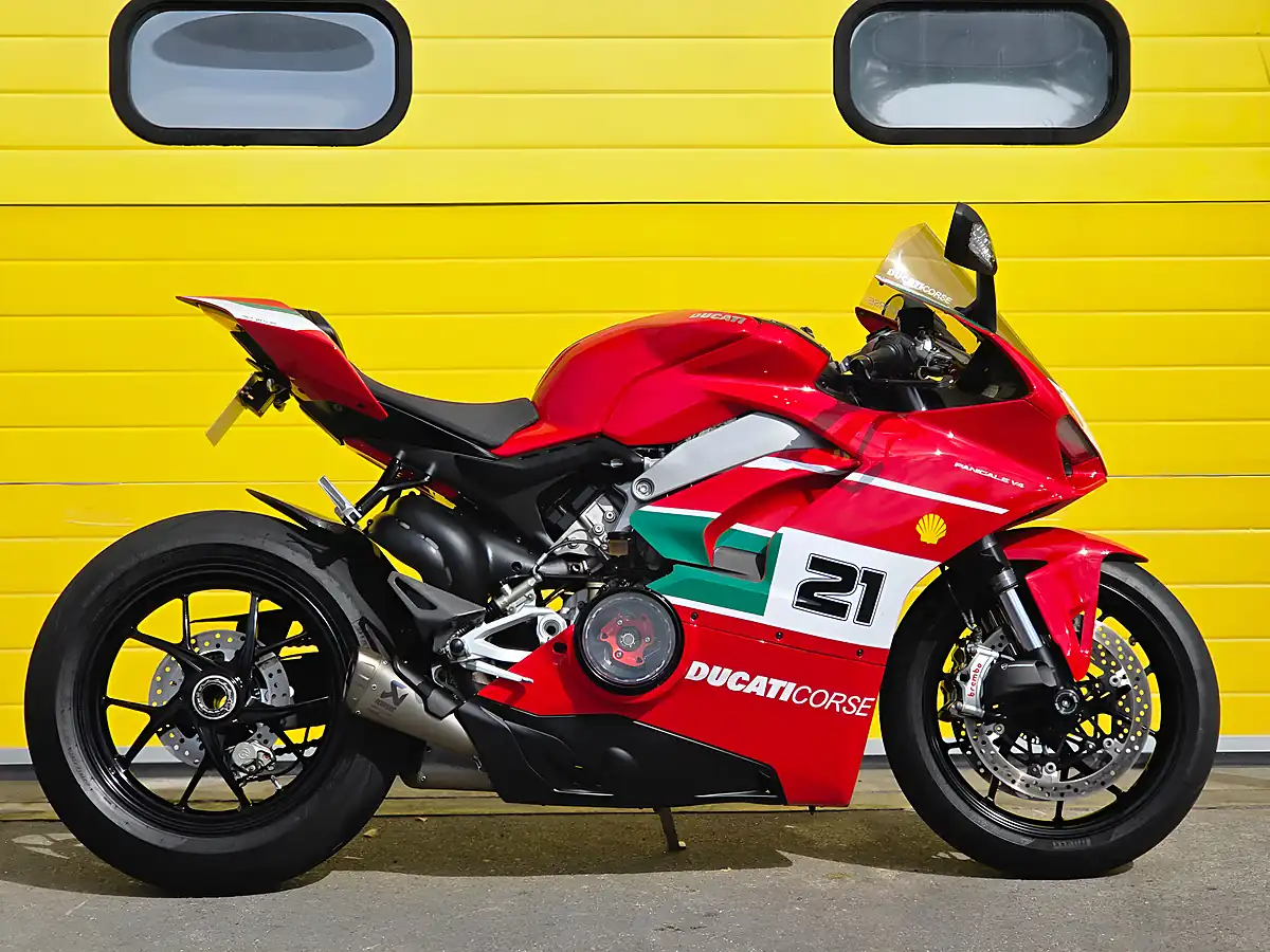 Used 2018 Ducati Panigale V4 Troy Bayliss Replica Red - Interior and Exterior details 2